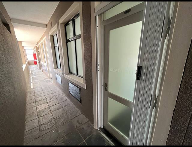 55M² OFFICE TO LET IN CENTURY CITY